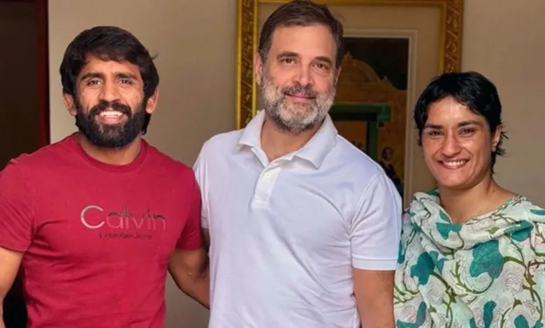 രാഹുൽ ഗാന്ധിയുമായി കൂടിക്കാഴ്ച നടത്തി വിനേഷ് ഫോഗട്ട്; ഹരിയാനയിൽ സ്ഥാനാർഥിയാകുമെന്ന് സൂചന