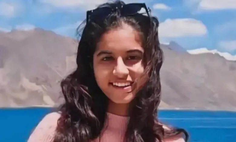 മുതിർന്ന പോലീസുദ്യോഗസ്ഥന്റെ മകളായ നിയമവിദ്യാർഥിനി ഹോസ്റ്റൽ മുറിയിൽ മരിച്ച നിലയിൽ