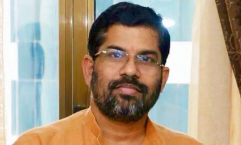 ആശ്രമം തീവെപ്പ് കേസ് പോലീസ് അട്ടിമറിച്ചു; ആർഎസ്എസിനെ സംരക്ഷിക്കാൻ ശ്രമം: സന്ദീപാനന്ദ ഗിരി