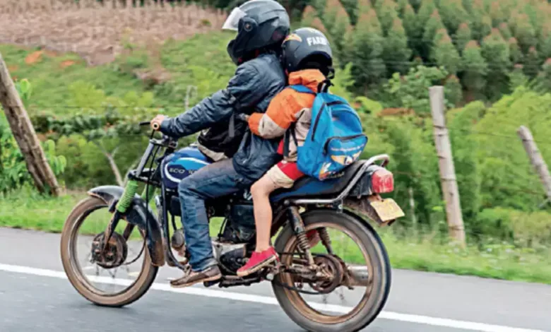 കുട്ടികള്ക്കും ഹെല്മറ്റ് നിര്ബന്ധം