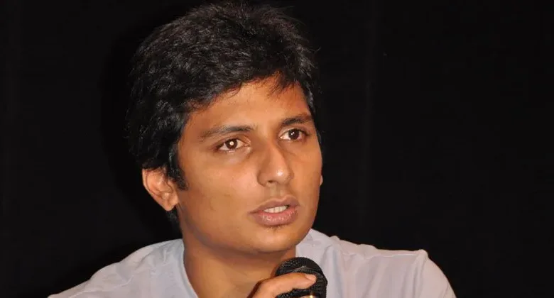 തമിഴ് സിനിമയില് പ്രശ്നങ്ങളില്ല; മലയാളത്തില് മാത്രമാണ് പ്രശ്നം: ഹേമ കമ്മറ്റി വിഷയത്തില് നടന് ജീവ