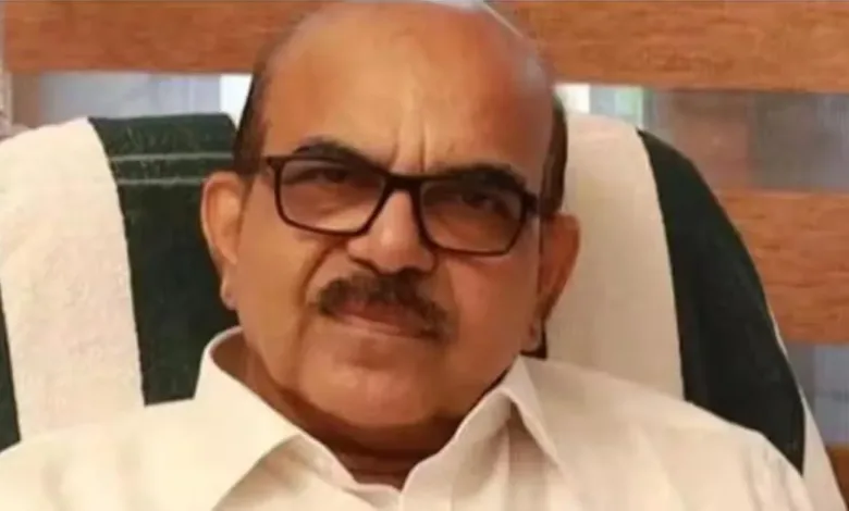 അൻവറിനെതിരെ നിയമ നടപടി സ്വീകരിക്കും; പാർട്ടിയുമായി ആലോചിക്കും: പി ശശി