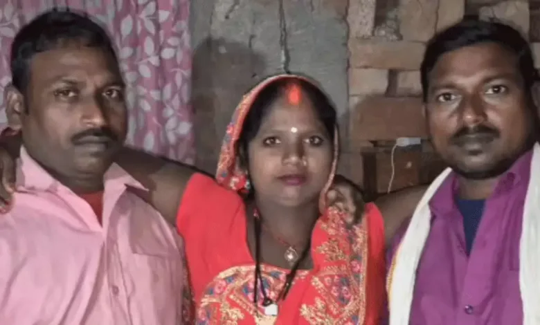 ഒരു ഭാര്യ രണ്ട് ഭര്‍ത്താക്കന്മാര്‍; ഉത്തര്‍ പ്രദേശില്‍ വൈറല്‍ കല്യാണം