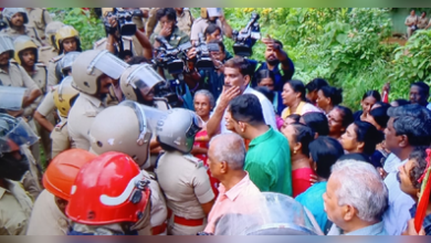 മ​ല​യി​ടം​തു​രു​ത്തി​ലെ കു​ടി​യൊ​ഴി​പ്പി​ക്ക​ല്‍: സ​ര്‍​ക്കാ​രി​ന്‍റെ നേ​തൃ​ത്വ​ത്തി​ല്‍ ഉ​ന്ന​ത​ത​ല യോ​ഗം ആ​രം​ഭി​ച്ചു